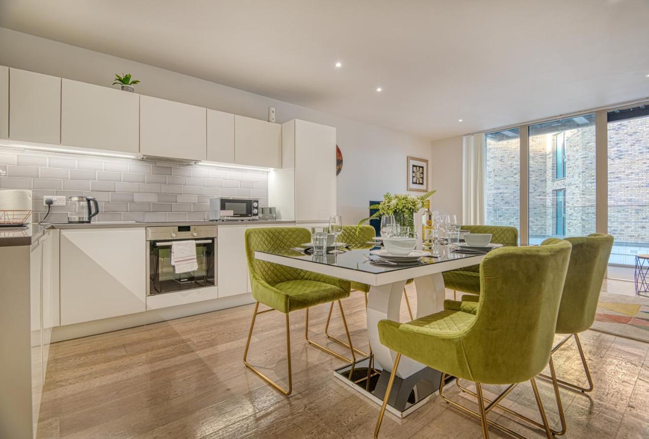 Austin David Apartments Royal Wharf لندن المظهر الخارجي الصورة