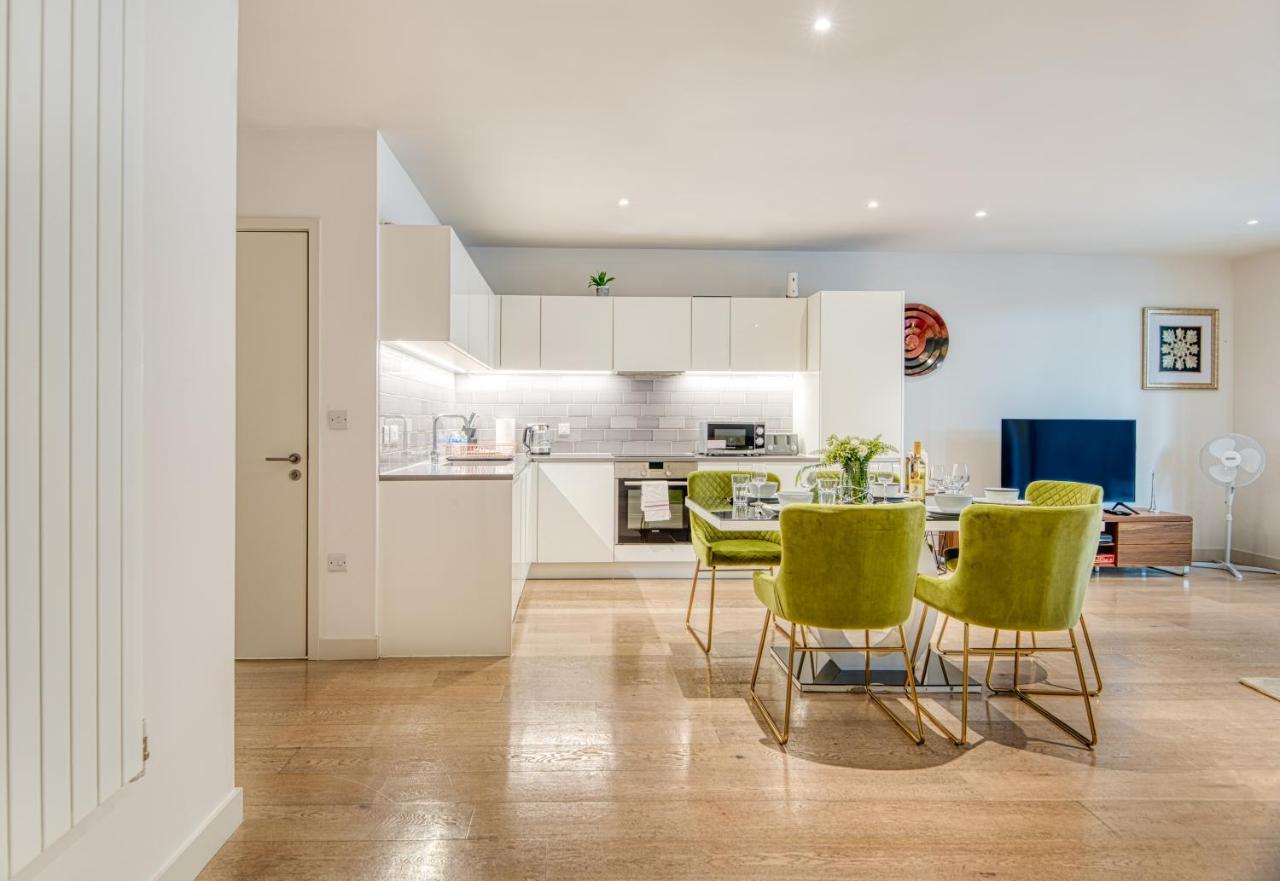 Austin David Apartments Royal Wharf لندن المظهر الخارجي الصورة